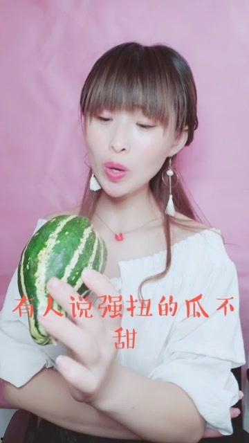 娱乐吃瓜酱被折服,揭秘娱乐圈背后的真实故事，让人折服不已