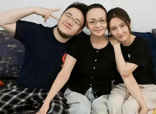 吃大瓜娱乐八卦图片高清,高清大瓜图片背后的故事